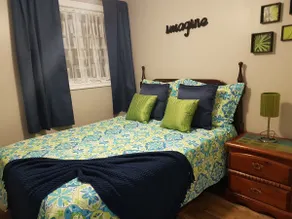 Sarnia's Hidden Gem - 3 BR/2 BA by College/Hwy/Arena - Image 5
