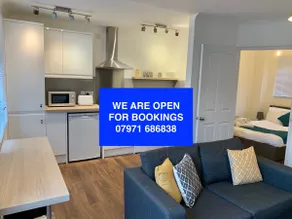 Lower Highview - Self Catering Apartment, fpventures Stroud - Image 5