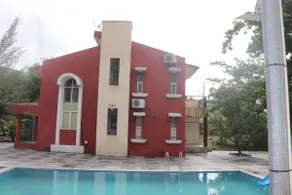Sunflower Villa with Pvt Pool, Water Slide&Gazebo. - Image 2