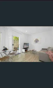 Adorable- large 1 bedroom guest house - Image 4