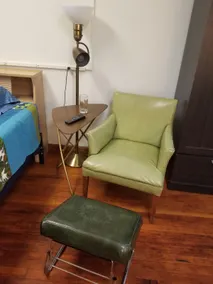 Cute Retro Efficiency Near Xmas Story House - Image 4