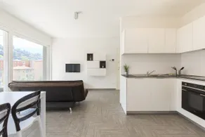 White flat with balcony (Roggia 15) - Image 3