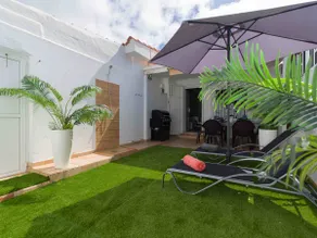 ❤️Spacious 2 Bedroom Apartment Right At The Center❤️ - Image 4