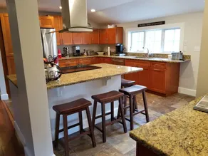 The Elms - 3 Bedroom Ranch Style Near Town - Image 4