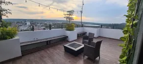 Luxurious Loft with Incredible City View - Image 4