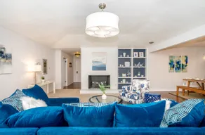 Spacious Home Minutes From Everything - sleeps 10 - Image 4