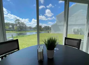 Awesome & Sunshine home with amazing Pool & Tennis - Image 3