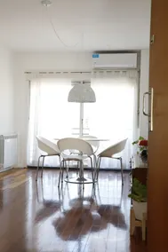 2-bedroom duplex with terrace and private grill - Image 2