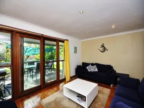 Brilliant Location - Image 2
