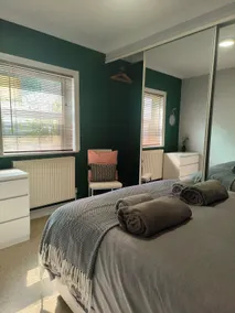 BEST PRICE! 1 Bedroom Historic Gem - Image 5