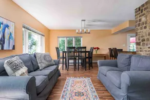 Quiet home with large yard - 6 min to downtown - Image 5