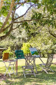 Black Plum Art Shed, Creative Hinterland Hideaway - Image 4