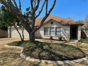 Lovely 4 bedroom home, with pool , heating pool is 45$ a day extra on request - Image 5