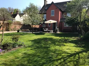 Deepwell House with a Well and original Pump - Image 5