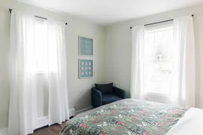 Sea Fog Cottage with views of Mt. Battie - Image 4