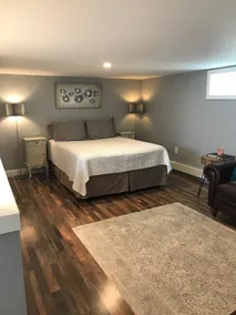 Spacious, private apartment in perfect location - Image 3