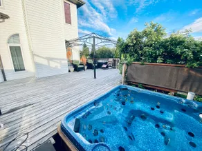 Spacious 3BR Retreat w-Hot Tub Ravine Sleeps 9 - Image 2
