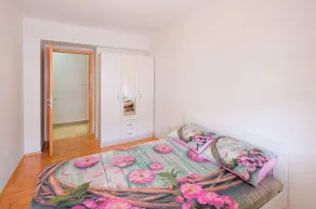 Stefan Apartment - Image 5