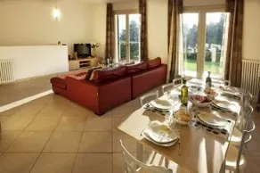 TREMEZZO RESIDENCE 5-1 of 11 apartments in an exclusive residence by Italian Apartments - Image 3