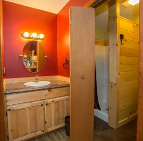Inlet Harbor Lodge - Image 3