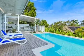 Magnificent views on Arkana, Noosa Heads - Image 4