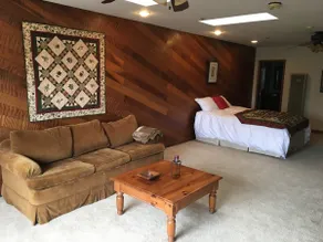 Sunny View Loft - Image 2