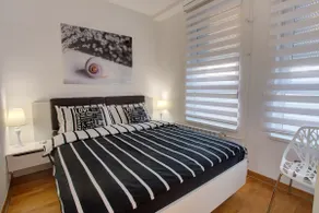 Belville Luxury Apartment - Image 5