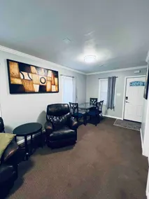 #rcozyplace. King-bed. Smart TVs. Fenced Yard. - Image 3