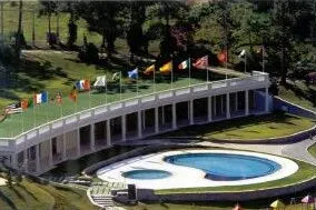 House in a beautiful condominium with an exclusive club! - Image 2