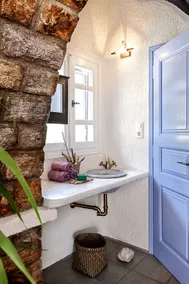 Unique Cycladic Dwelling | Peristeronas Fork House - Image 5