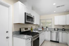 Secluded & Cozy 3B/1Bth w GreatA to Airport - Image 5