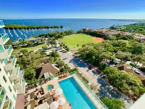 Balcony Ocean Views | Pool, Gym, Wi-Fi & Parking - Image 3