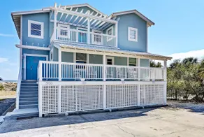 Dukes Beach House - Oceanfront - Huge Deck - Breathtaking Views - Image 5