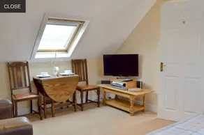 Bowling Green Loft - Image 2
