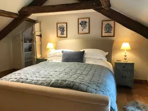 300 year old Luxury English Country Cottage - Image 3