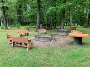 Rocky Timber Lodge - Cozy yet Spacious - Image 4