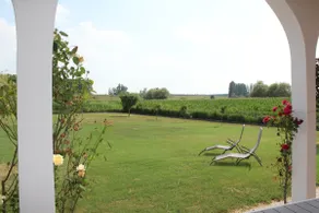 Casa in villa con grande giardino, patio e park privato - Image 5