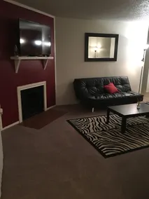 2/2 Cozy apartment unit #4E - Image 3