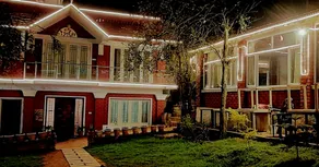 MySpace Holiday Inn - British Bungalow - Image 4