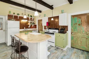 Port City Cottage - Image 5