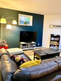 Inner SE PDX! Historic Sellwood Basement Apt - Image 5