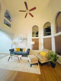 Spacious home with Heated Pool and Spa - Image 4