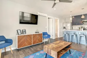 Whitewater Guest Suite - Image 2
