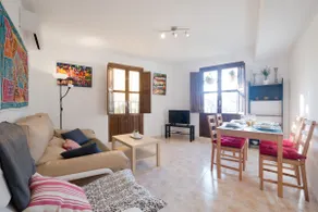 PRIVATE TERRACE - CENTRAL - PARKING - Image 3
