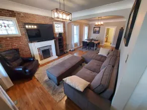 Washington Park Bungalow with hot tub! - Image 2