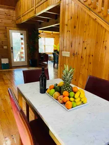 Cheerful Log Cabin for memorable family moments. - Image 5