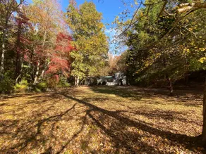 Pickwick Lake Retreat- 1.8 miles to marina and boat ramp - Image 2