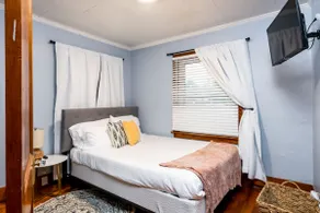 City Slicker | 2BR 1 BA Home I Fire Pit - Image 3