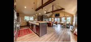 3 Bedroom 3 Bath 5 Star Gated Luxury Lodge EV Chgr - Image 3