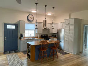Bluebird Bungalow - Image 4